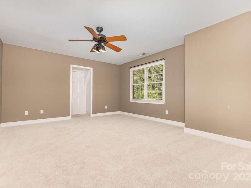 5205 Tedorill Lane, Charlotte, NC 28226.  MLS# CAR4275188, YatesRealty ID 32451. 