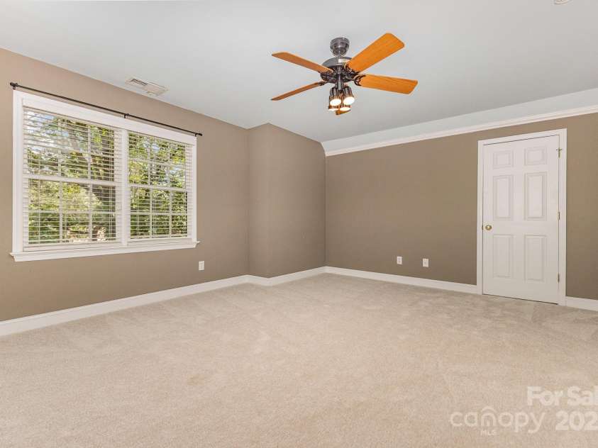 5205 Tedorill Lane, Charlotte, NC 28226.  MLS# CAR4275188, YatesRealty ID 32451. 