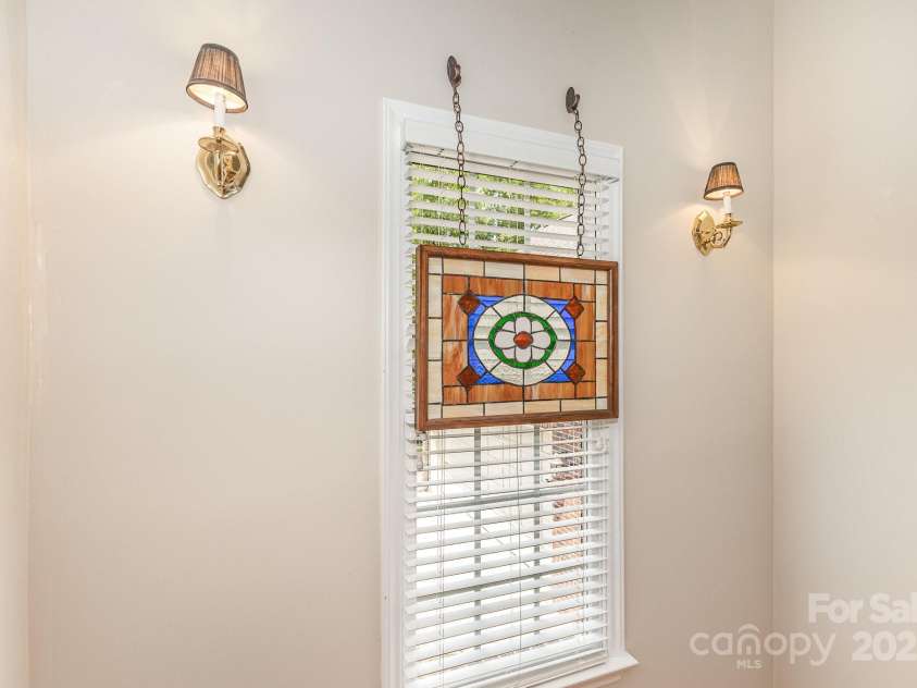 5205 Tedorill Lane, Charlotte, NC 28226.  MLS# CAR4275188, YatesRealty ID 32451. 