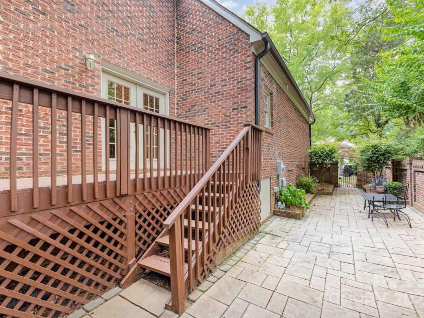 5205 Tedorill Lane, Charlotte, NC 28226.  MLS# CAR4275188, YatesRealty ID 32451. 