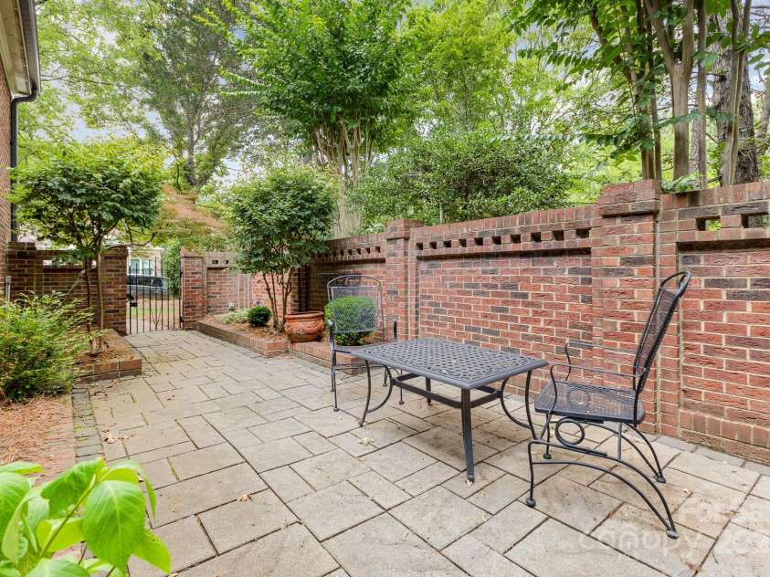 5205 Tedorill Lane, Charlotte, NC 28226.  MLS# CAR4275188, YatesRealty ID 32451. 