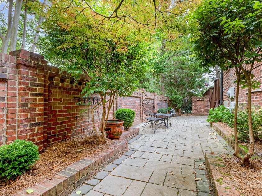 5205 Tedorill Lane, Charlotte, NC 28226.  MLS# CAR4275188, YatesRealty ID 32451. 