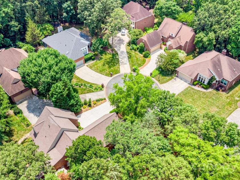 5205 Tedorill Lane, Charlotte, NC 28226.  MLS# CAR4275188, YatesRealty ID 32451. 