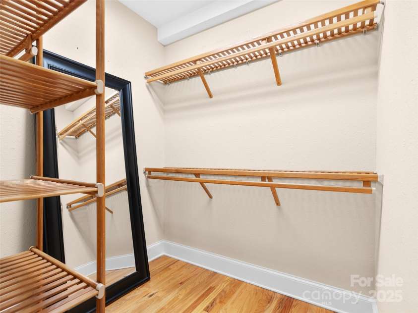 33 Village Pointe Lane, Asheville, NC 28803.  MLS# CAR4254974, YatesRealty ID 32453. Primary closet