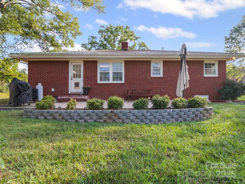 740 Mockingbird Road, Albemarle, NC 28001.  MLS# CAR4288368, YatesRealty ID 32454. 