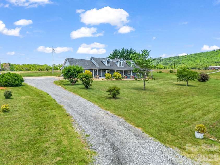 157 Cherry Ridge Drive, Bostic, NC 28018.  MLS# CAR4386104, YatesRealty ID 32455. 