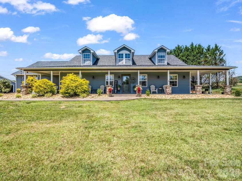 157 Cherry Ridge Drive, Bostic, NC 28018.  MLS# CAR4386104, YatesRealty ID 32455. 