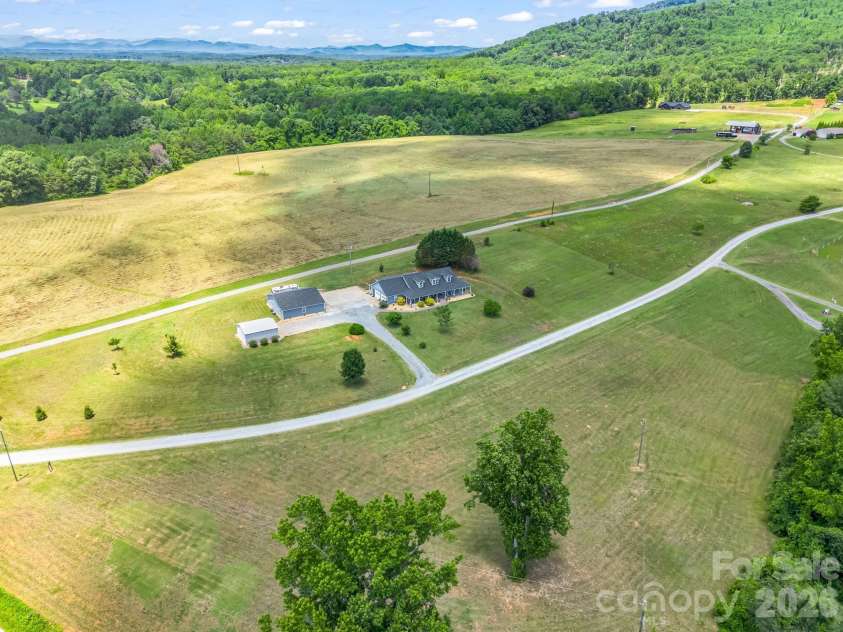 157 Cherry Ridge Drive, Bostic, NC 28018.  MLS# CAR4386104, YatesRealty ID 32455. 
