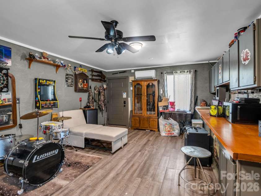 157 Cherry Ridge Drive, Bostic, NC 28018.  MLS# CAR4386104, YatesRealty ID 32455. Detached flex space
