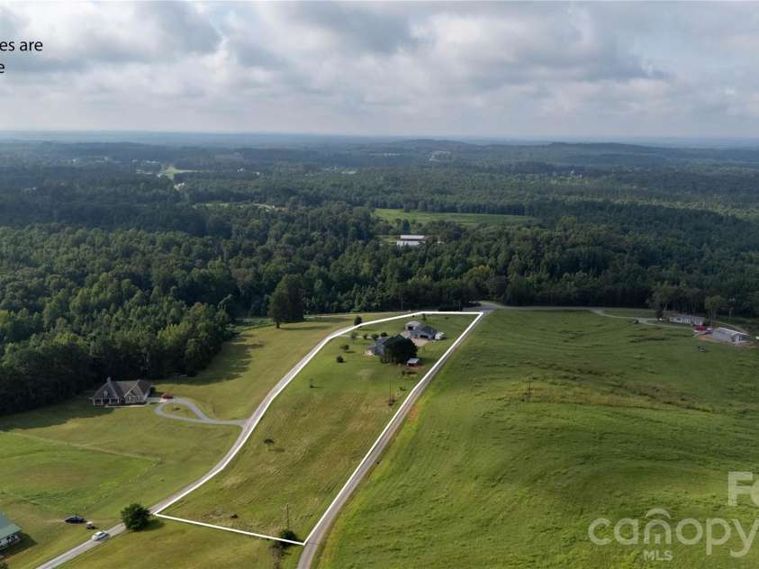 157 Cherry Ridge Drive, Bostic, NC 28018.  MLS# CAR4386104, YatesRealty ID 32455. Lot lines