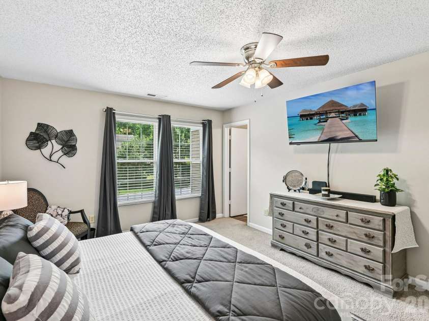 4207 Shasta Circle, Clover, SC 29710.  MLS# CAR4386738, YatesRealty ID 32456. 