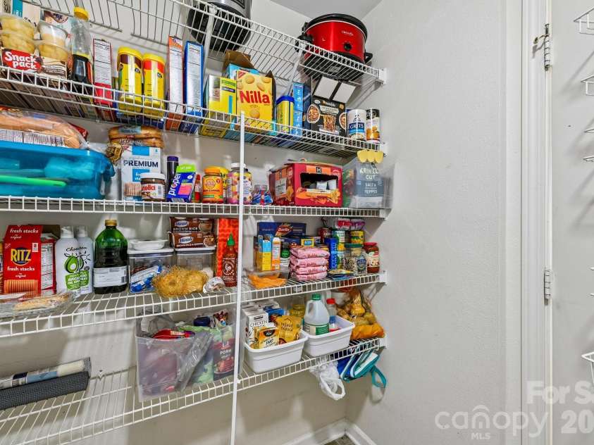 4207 Shasta Circle, Clover, SC 29710.  MLS# CAR4386738, YatesRealty ID 32456. Pantry