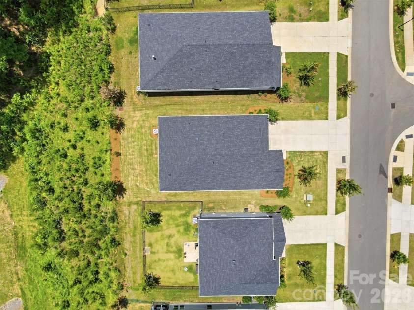 932 Rachel Anne Drive, Belmont, NC 28012.  MLS# CAR4395593, YatesRealty ID 32458. 