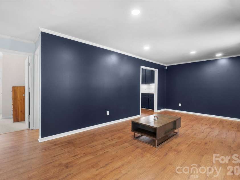 362 Nc Highway 109 Highway, Thomasville, NC 27360.  MLS# CAR4395099, YatesRealty ID 32459. 