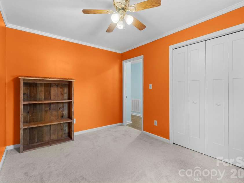 362 Nc Highway 109 Highway, Thomasville, NC 27360.  MLS# CAR4395099, YatesRealty ID 32459. 