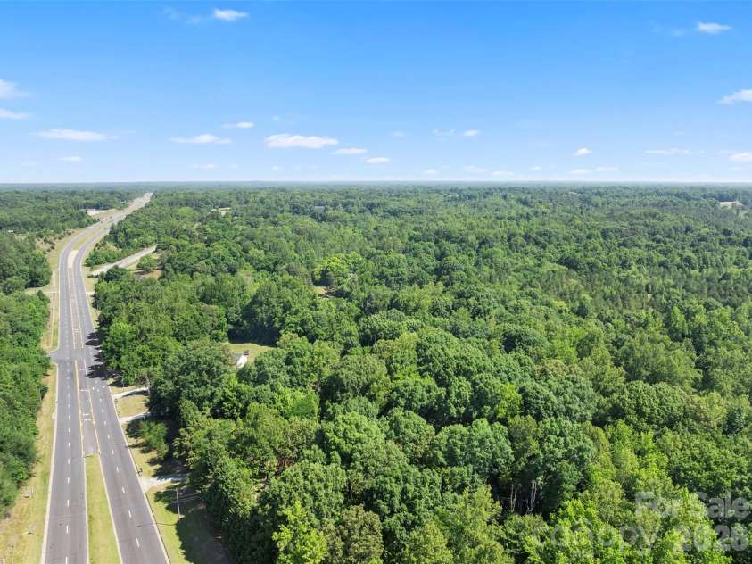 362 Nc Highway 109 Highway, Thomasville, NC 27360.  MLS# CAR4395099, YatesRealty ID 32459. 