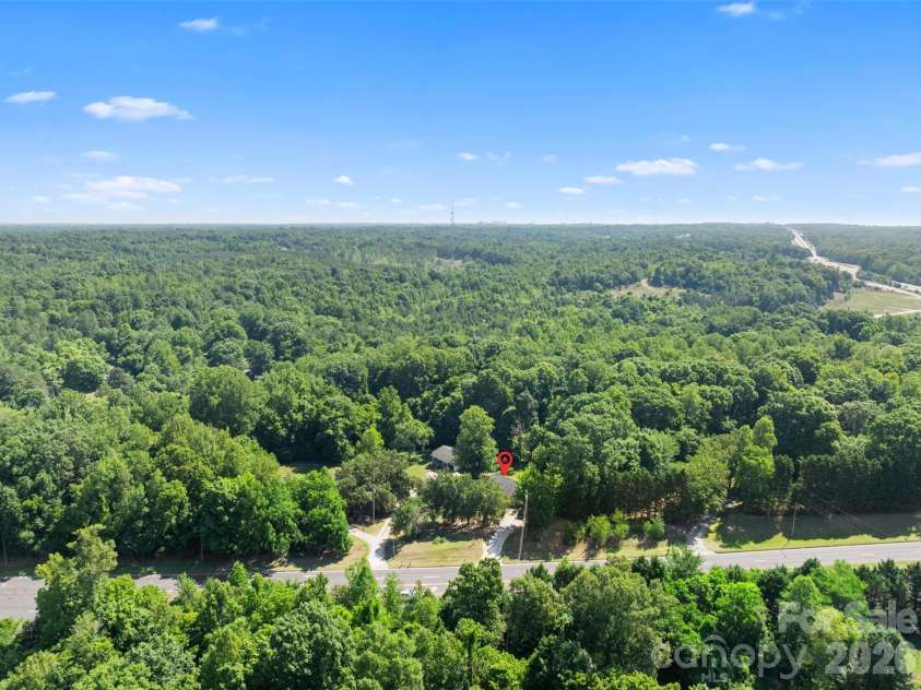 362 Nc Highway 109 Highway, Thomasville, NC 27360.  MLS# CAR4395099, YatesRealty ID 32459. 