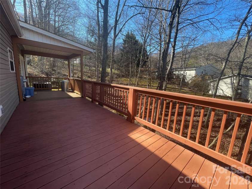23 Mahan Lane, Waynesville, NC 28786.  MLS# CAR4335117, YatesRealty ID 3246. 