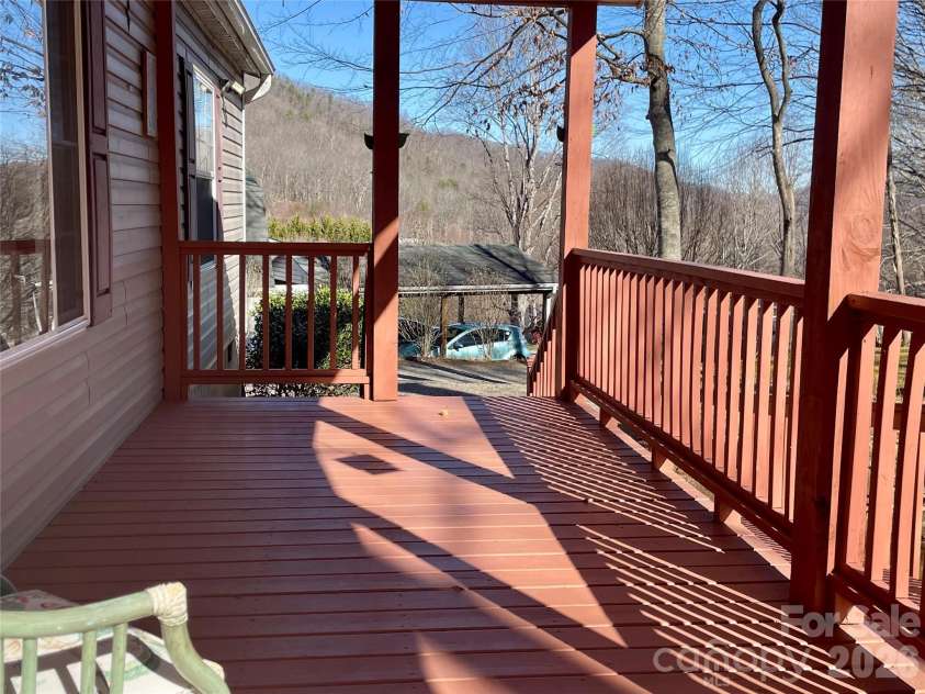 23 Mahan Lane, Waynesville, NC 28786.  MLS# CAR4335117, YatesRealty ID 3246. 