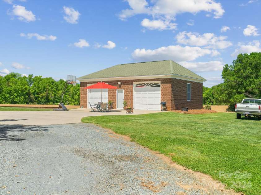4809 US 74 Highway, Wingate, NC 28174.  MLS# CAR4134225, YatesRealty ID 3246. 