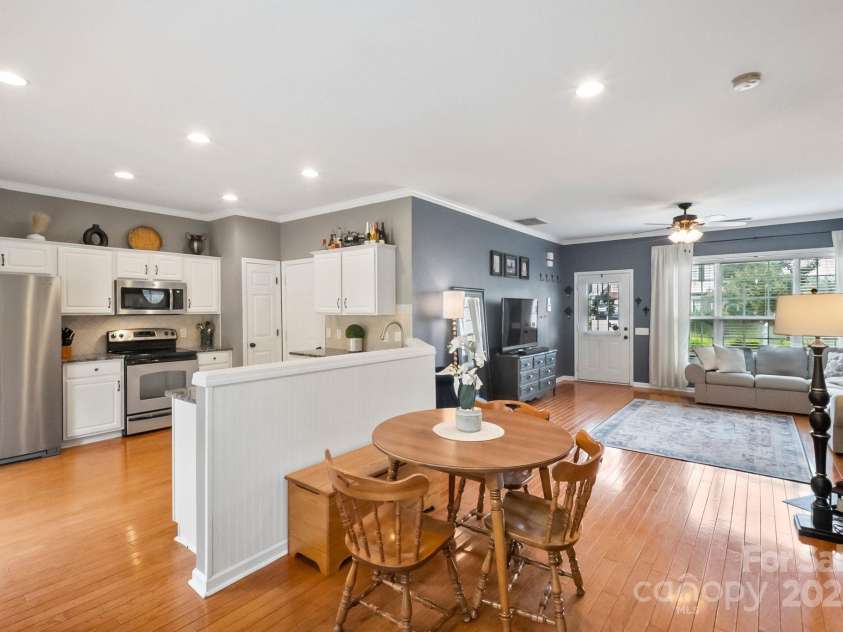 2143 Kaybird Lane, Charlotte, NC 28270.  MLS# CAR4290607, YatesRealty ID 32460. 