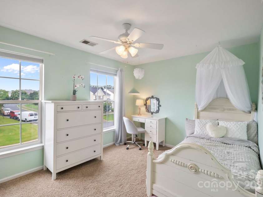 2143 Kaybird Lane, Charlotte, NC 28270.  MLS# CAR4290607, YatesRealty ID 32460. 