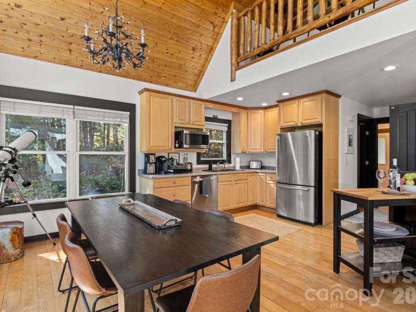 19 Holly Crest Lane, Fairview, NC 28730.  MLS# CAR4395900, YatesRealty ID 32462. 