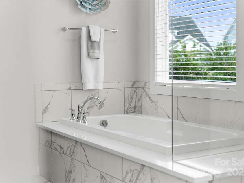 2391 Paddlers Cove Drive, Clover, SC 29710.  MLS# CAR4292599, YatesRealty ID 32462. 