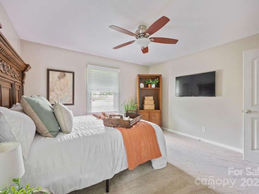 1301 Ann Street, Monroe, NC 28112.  MLS# CAR4287772, YatesRealty ID 32463. 