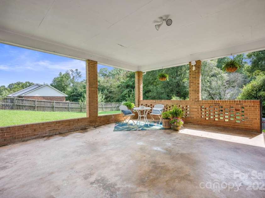 1301 Ann Street, Monroe, NC 28112.  MLS# CAR4287772, YatesRealty ID 32463. 
