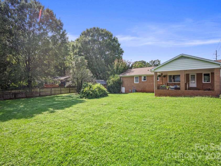 1301 Ann Street, Monroe, NC 28112.  MLS# CAR4287772, YatesRealty ID 32463. 