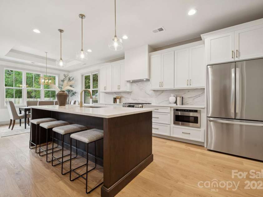 3923 Tresevant Avenue, Charlotte, NC 28208.  MLS# CAR4292066, YatesRealty ID 32464. 