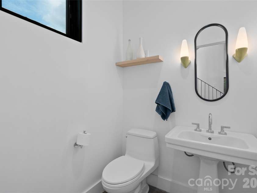 105 Loganberry Trail, Fletcher, NC 28732.  MLS# CAR4390728, YatesRealty ID 32465. 