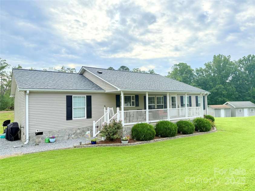 345 Mount Pleasant Church Road, Marion, NC 28752.  MLS# CAR4285613, YatesRealty ID 32465. 