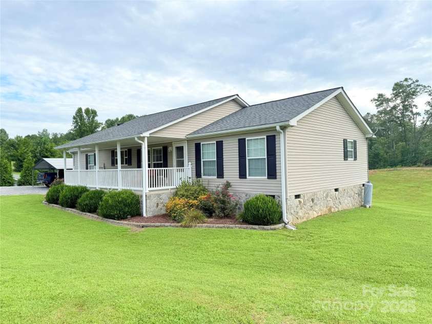 345 Mount Pleasant Church Road, Marion, NC 28752.  MLS# CAR4285613, YatesRealty ID 32465. 