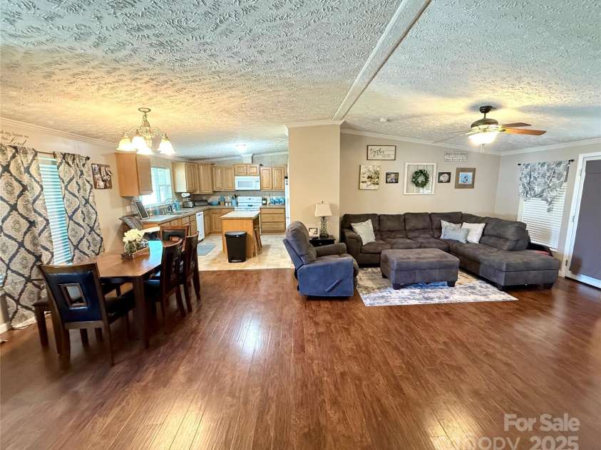 345 Mount Pleasant Church Road, Marion, NC 28752.  MLS# CAR4285613, YatesRealty ID 32465. Large living, dining, and kitchen