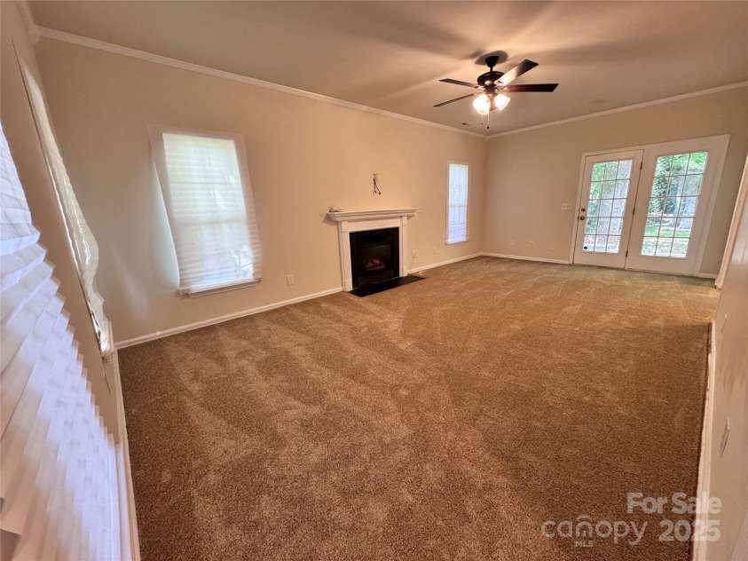12834 English Walnut Lane, Charlotte, NC 28215.  MLS# CAR4281856, YatesRealty ID 32466. 