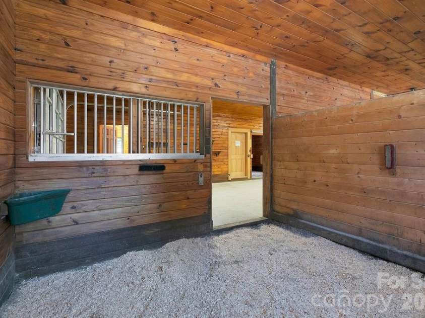 19 Helping Hands Way, Pisgah Forest, NC 28768.  MLS# CAR4394970, YatesRealty ID 32466. 