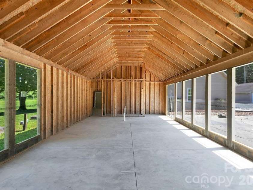 19 Helping Hands Way, Pisgah Forest, NC 28768.  MLS# CAR4394970, YatesRealty ID 32466. 