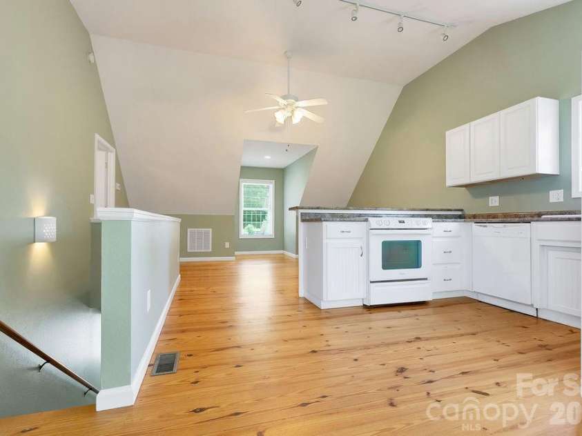 19 Helping Hands Way, Pisgah Forest, NC 28768.  MLS# CAR4394970, YatesRealty ID 32466. 