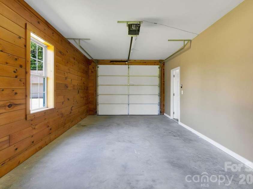 19 Helping Hands Way, Pisgah Forest, NC 28768.  MLS# CAR4394970, YatesRealty ID 32466. 