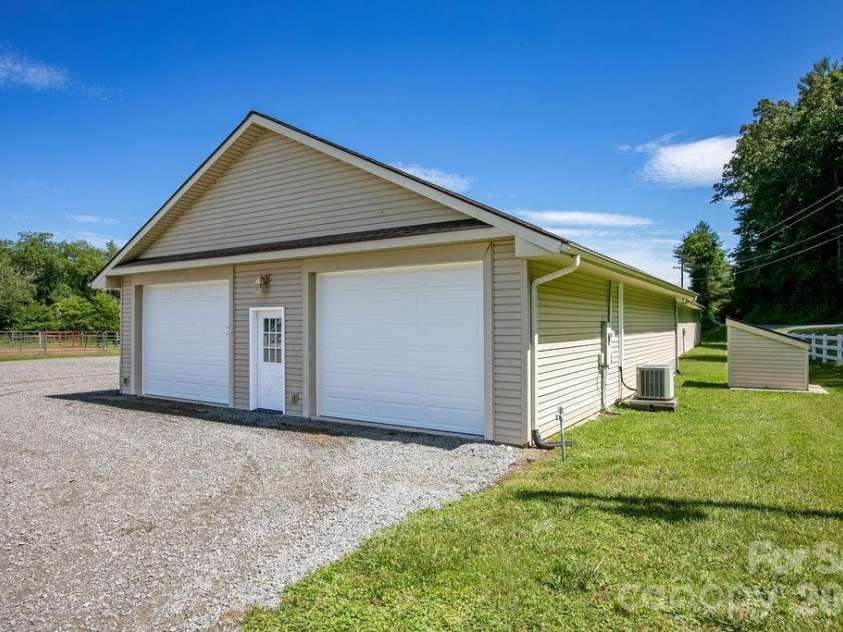 19 Helping Hands Way, Pisgah Forest, NC 28768.  MLS# CAR4394970, YatesRealty ID 32466. 