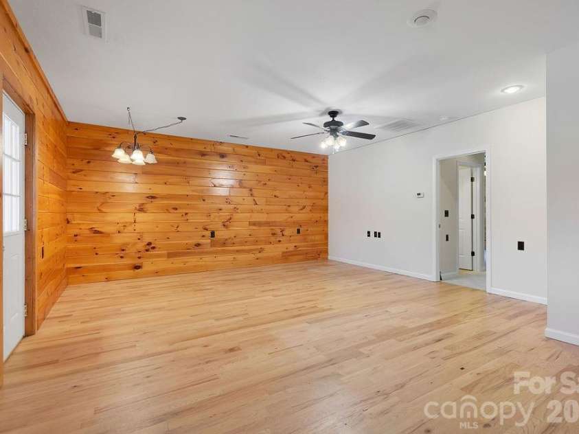 19 Helping Hands Way, Pisgah Forest, NC 28768.  MLS# CAR4394970, YatesRealty ID 32466. 