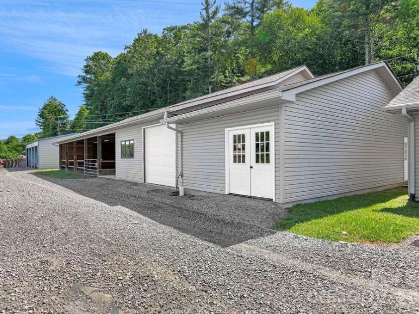 19 Helping Hands Way, Pisgah Forest, NC 28768.  MLS# CAR4394970, YatesRealty ID 32466. 