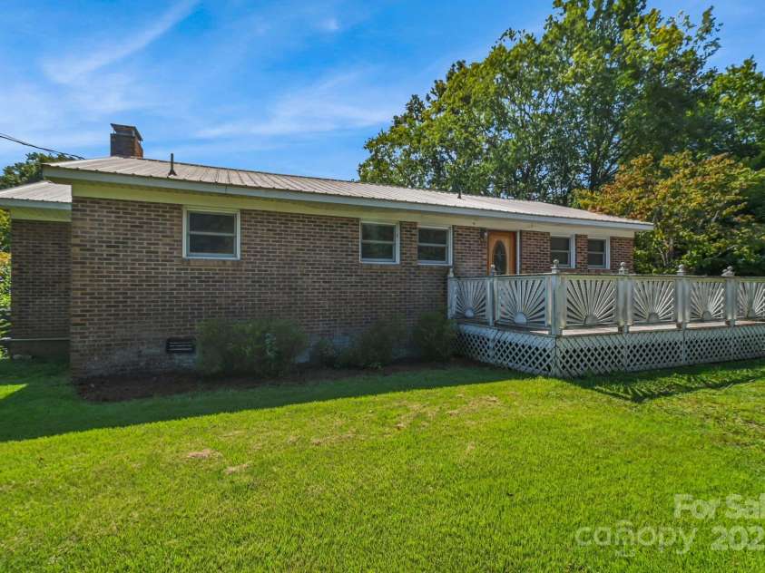 350 Eddie Street, Wadesboro, NC 28170.  MLS# CAR4292292, YatesRealty ID 32467. 