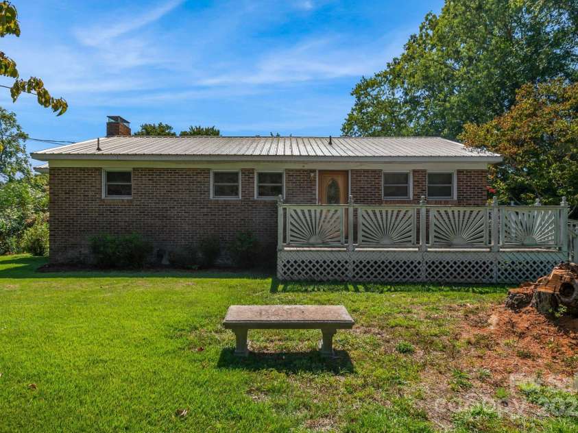 350 Eddie Street, Wadesboro, NC 28170.  MLS# CAR4292292, YatesRealty ID 32467. 