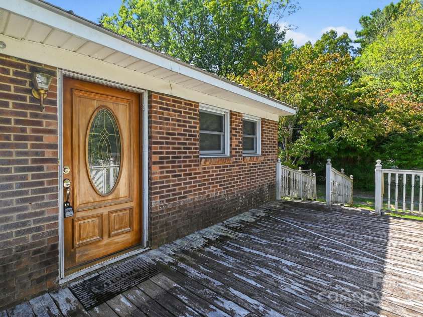 350 Eddie Street, Wadesboro, NC 28170.  MLS# CAR4292292, YatesRealty ID 32467. 