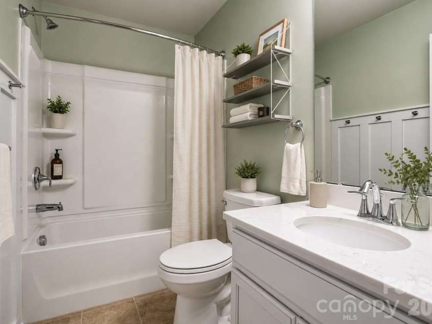 124 Van Gogh Trail, Mount Holly, NC 28120.  MLS# CAR4366924, YatesRealty ID 32468. 