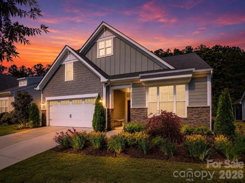 124 Van Gogh Trail, Mount Holly, NC 28120.  MLS# CAR4366924, YatesRealty ID 32468. 