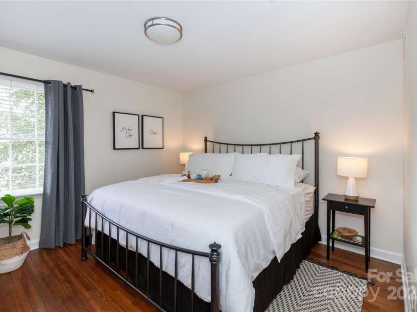 4319 Walker Road, Charlotte, NC 28211.  MLS# CAR4286953, YatesRealty ID 32468. 